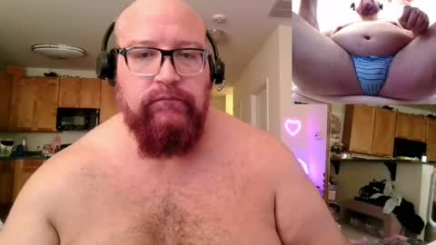 Snapshot of bigbear4cuddles chatting on 23, 4, 2026 BigBear4Cuddles online show from 23, 4, 2026