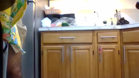 Snapshot of bigbee198825 chatting on 4, 11, 2025 bigbee198825 online show from 4, 11, 2025