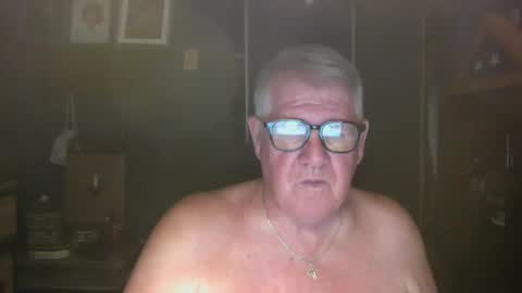 Snapshot of bigbeerdrinker1 chatting on 24, 4, 2026 bigbeerdrinker online show from 24, 4, 2026