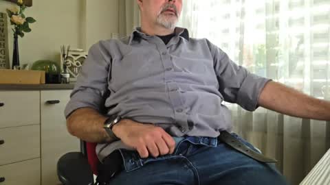 Snapshot of bigbibear88 chatting on 9, 4, 2026 bigbibear88 online show from 9, 4, 2026