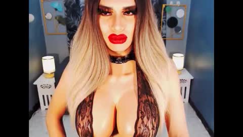 Snapshot of bigbomblhoraine chatting on 24, 3, 2026 Loraine Cruz online show from 24, 3, 2026