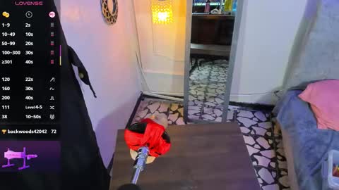 Snapshot of bigboobs_violeta chatting on 10, 3, 2026 VIOLETA online show from 10, 3, 2026