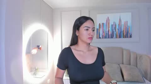   online show from 28, 1, 2025