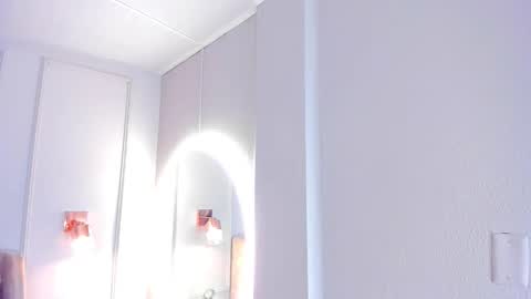   online show from 24, 9, 2025