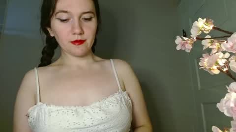 Isabella online show from 2, 12, 2025