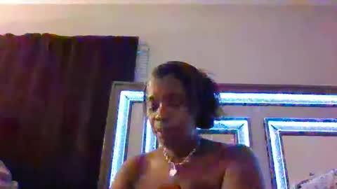 bigbootydimpless online show from 15, 2, 2025