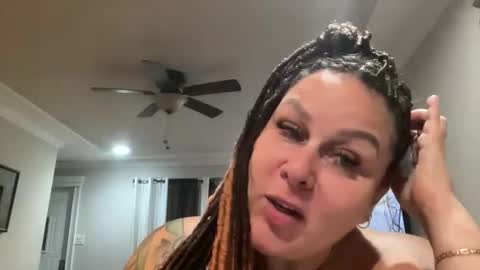 Snapshot of bigbreastsabrina chatting on 18, 1, 2026 BIG BREAST SABRINA online show from 18, 1, 2026