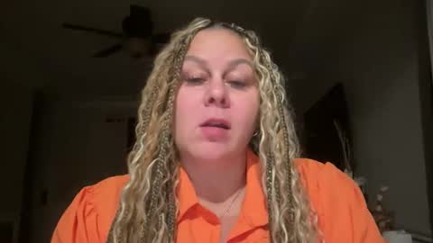 Snapshot of bigbreastsabrina chatting on 17, 3, 2026 BIG BREAST SABRINA online show from 17, 3, 2026