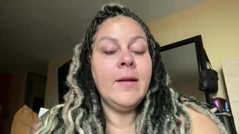 Snapshot of bigbreastsabrina chatting on 28, 4, 2026 BIG BREAST SABRINA online show from 28, 4, 2026