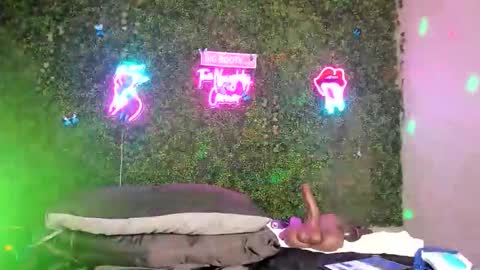 Snapshot of bigbuttsarena chatting on 1, 4, 2026 bigbuttsarena online show from 1, 4, 2026