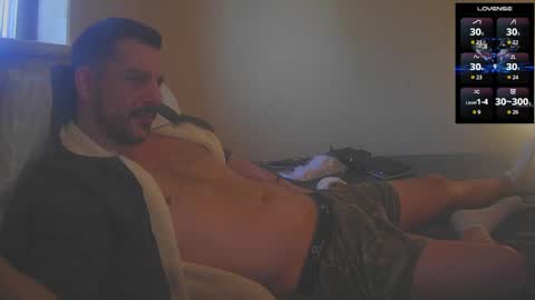 Jon - Im Straight online show from 16, 12, 2025