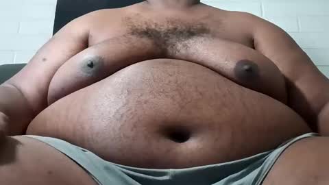 Snapshot of bigchub445 chatting on 26, 4, 2026 MassChub online show from 26, 4, 2026