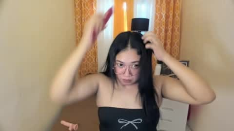 BABY LEXIE online show from 14, 4, 2026