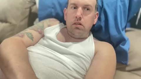 bigcocksuckingslut online show from 3, 4, 2026