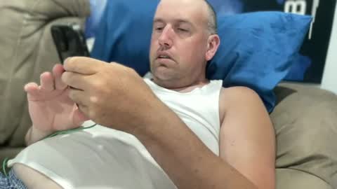 bigcocksuckingslut online show from 13, 6, 2026