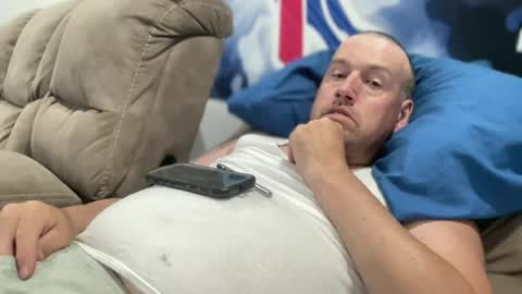 bigcocksuckingslut online show from 14, 6, 2026