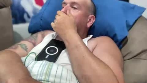 bigcocksuckingslut online show from 16, 6, 2026