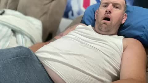 bigcocksuckingslut online show from 3, 7, 2026