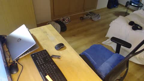 bigcok35spain online show from 6, 2, 2025