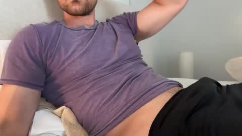 Snapshot of bigcollegecock69690 chatting on 24, 4, 2026 bigcollegecock69690 online show from 24, 4, 2026
