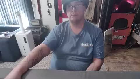 Darryl online show from 12, 11, 2025