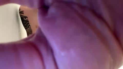 Snapshot of bigdick2131991 chatting on 19, 10, 2025 bigdick2131991 online show from 19, 10, 2025
