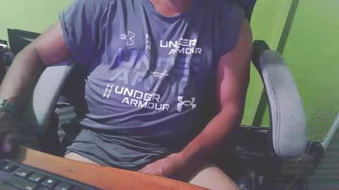 Snapshot of bigdickguyaux chatting on 1, 5, 2026 bigdickguyaux online show from 1, 5, 2026