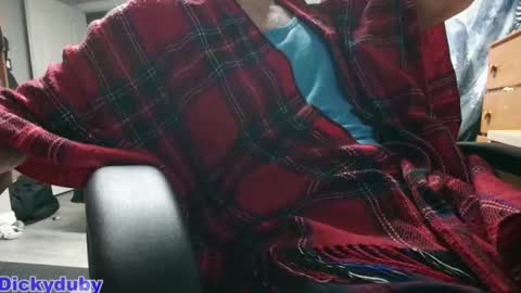 Snapshot of bigdickyduby chatting on 25, 9, 2025 George Forest Dickyduby on all Socials online show from 25, 9, 2025