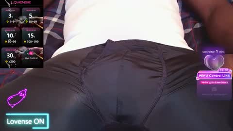 Snapshot of bigdikfreak chatting on 14, 5, 2026 BigDickFreak online show from 14, 5, 2026