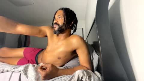 Snapshot of bigdinca chatting on 8, 11, 2025 bigdinca online show from 8, 11, 2025