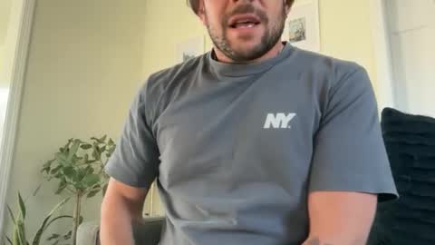 Snapshot of bigdmatty31 chatting on 23, 11, 2025 bigdmatty31 online show from 23, 11, 2025