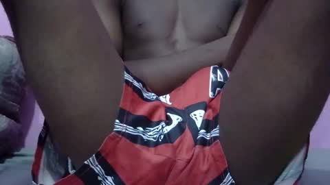 Snapshot of bigfeet9999 chatting on 19, 4, 2026 Ask in pvt online show from 19, 4, 2026