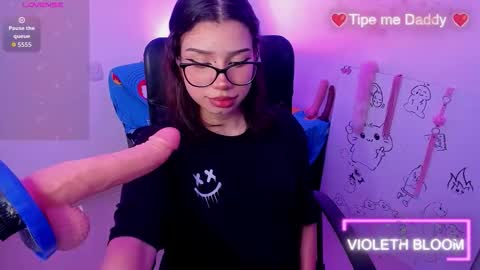 Snapshot of bigfinger125 chatting on 4, 3, 2026 Lucy and Fred online show from 4, 3, 2026