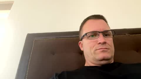 bigger22332233 online show from 3, 12, 2024