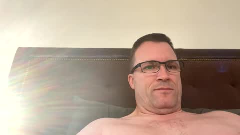 bigger22332233 online show from 16, 1, 2025