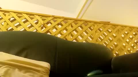 Snapshot of biggestboiiii chatting on 27, 5, 2026 biggestboiiii online show from 27, 5, 2026