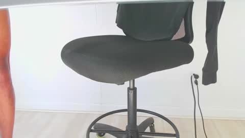 Snapshot of biggstikk chatting on 28, 1, 2025 biggstikk online show from 28, 1, 2025