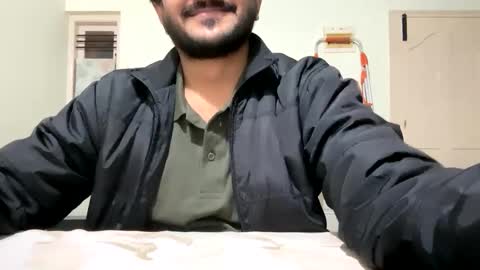 bighandsomesatisfy online show from 6, 1, 2025