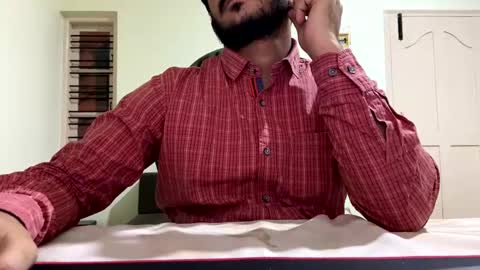 bighandsomesatisfy online show from 8, 1, 2025