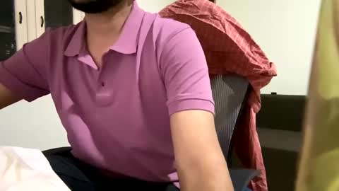 bighandsomesatisfy online show from 10, 1, 2025