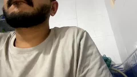 bighandsomesatisfy online show from 8, 3, 2025