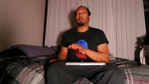 Snapshot of bighardcock989 chatting on 26, 1, 2025 bighardcock989 online show from 26, 1, 2025