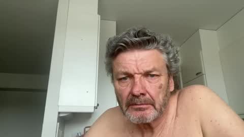 Snapshot of bigheart60 chatting on 10, 5, 2026 bigheart60 online show from 10, 5, 2026