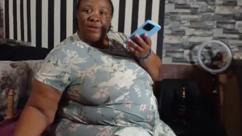 Snapshot of bighotmature chatting on 6, 4, 2026 bighotmature online show from 6, 4, 2026