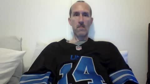 Snapshot of bighugemouthful chatting on 24, 9, 2025 Chaz online show from 24, 9, 2025