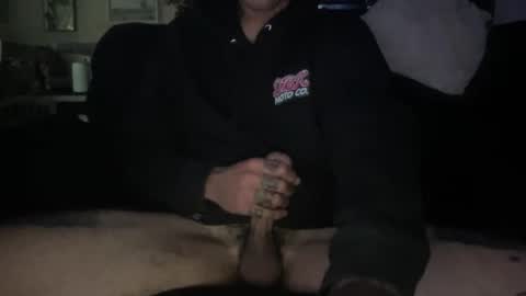 bigloadzisback023 online show from 4, 1, 2025