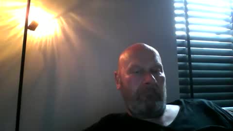 Snapshot of bigmike3339 chatting on 31, 5, 2026 bigmike3339 online show from 31, 5, 2026
