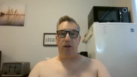 Snapshot of bignhard69_ chatting on 24, 2, 2025 Bignhard696 online show from 24, 2, 2025
