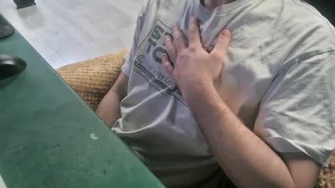 Snapshot of bigpeepdude chatting on 17, 10, 2025 bigpeepdude online show from 17, 10, 2025