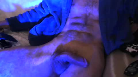 Snapshot of bigreallover chatting on 2, 1, 2025 ...... online show from 2, 1, 2025